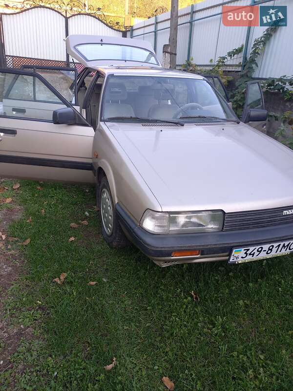 Хетчбек Mazda 626 1987 в Чернівцях фото 6 Хетчбек Mazda 626 1987 в Чернівцях
