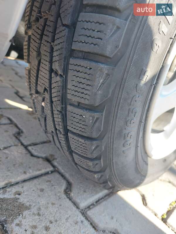 Седан Mazda 626 1997 в Липовце