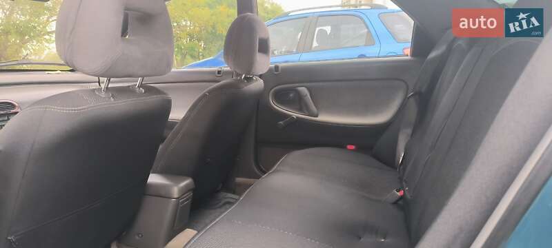 Седан Mazda 626 1992 в Черноморске