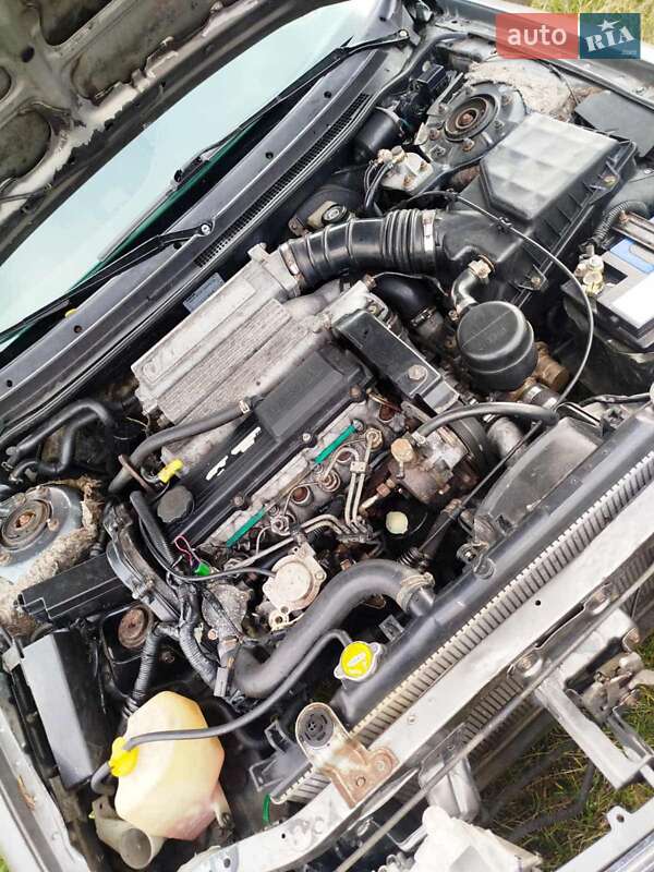 Седан Mazda 626 1993 в Томашполе фото 9 Седан Mazda 626 1993 в Томашполе