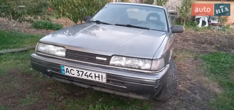 Mazda 626 1988