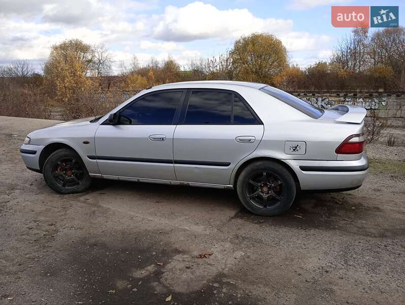 Седан Mazda 626 1999 в Старокостянтинові