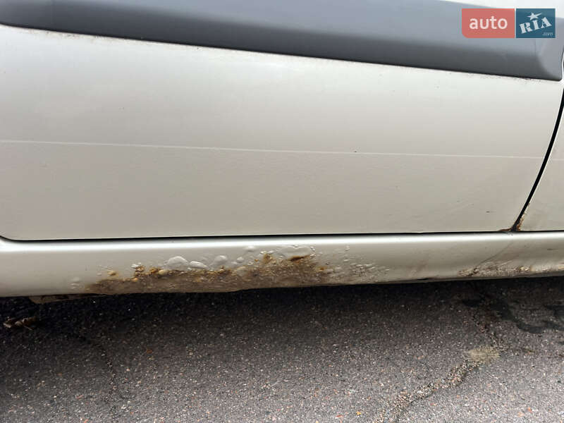 Седан Mazda 626 2001 в Черкассах