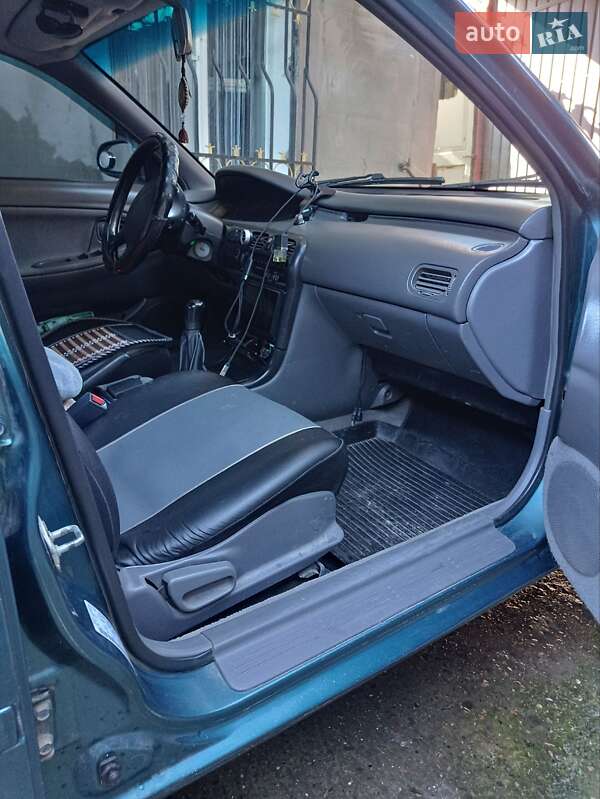 Хетчбек Mazda 626 1994 в Ізмаїлі фото 2 Хетчбек Mazda 626 1994 в Ізмаїлі