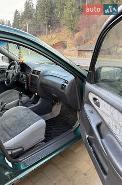 Седан Mazda 626 1997 в Верховине