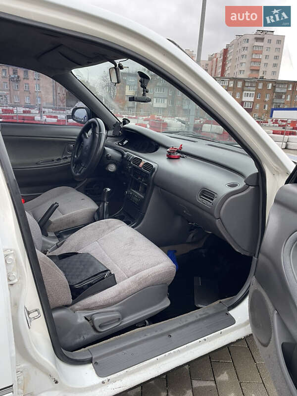 Седан Mazda 626 1992 в Вінниці