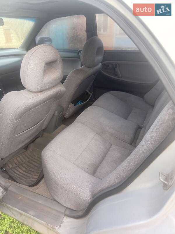 Седан Mazda 626 1992 в Николаеве