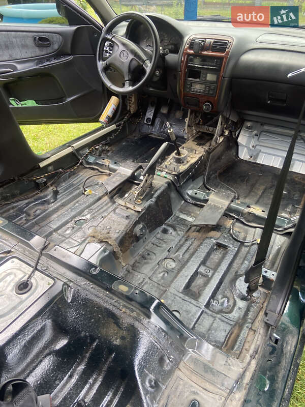 Хетчбек Mazda 626 1997 в Івано-Франково