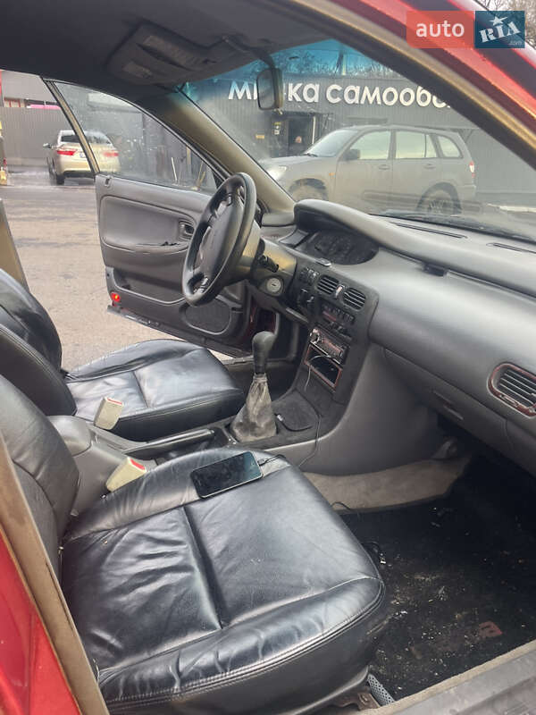 Седан Mazda 626 1994 в Києві