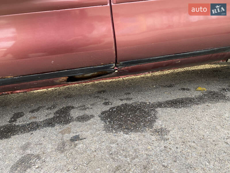 Седан Mazda 626 1993 в Шаргороде