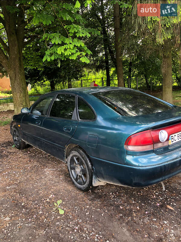 Хетчбек Mazda 626 1993 в Демидівці фото 4 Хетчбек Mazda 626 1993 в Демидівці