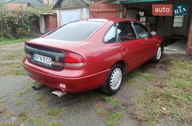 Хэтчбек Mazda 626 1992 в Новой Праге