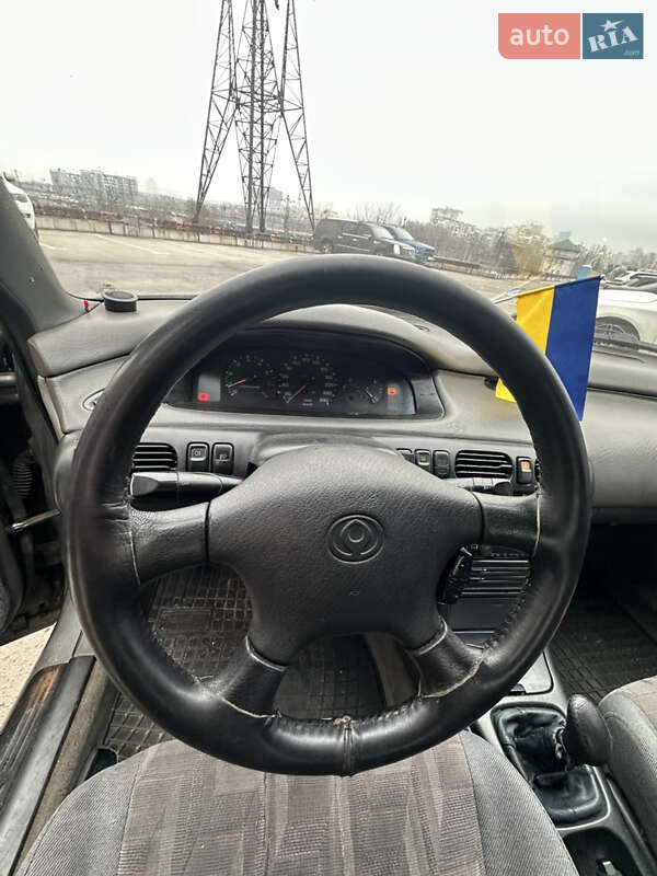 Седан Mazda 626 1994 в Києві