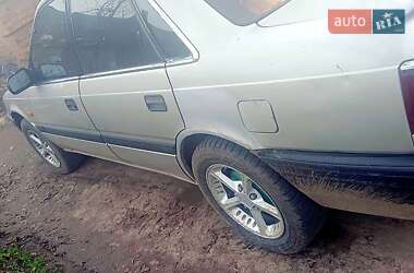 Седан Mazda 626 1990 в Первомайську