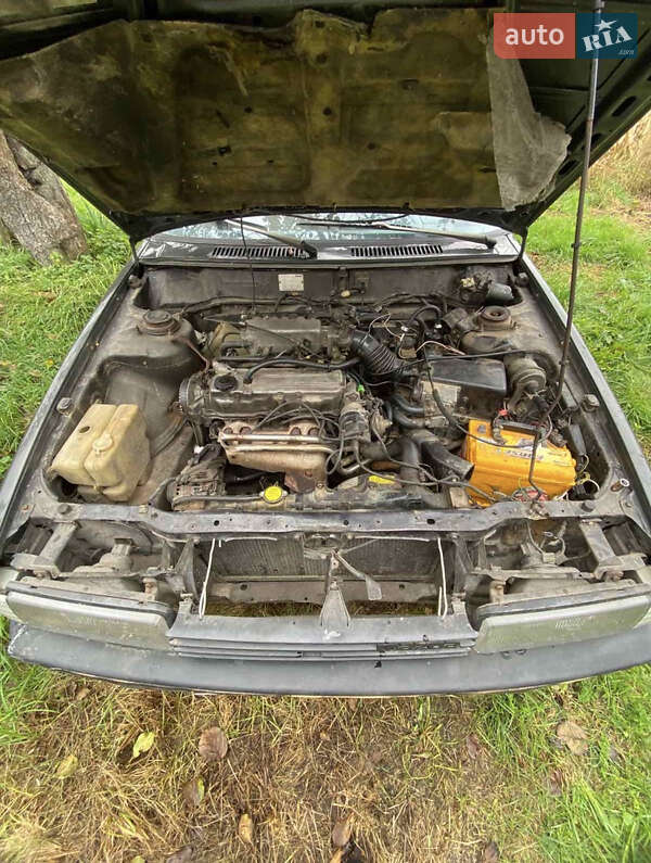 Хэтчбек Mazda 626 1986 в Коростене