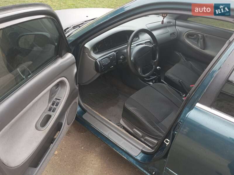 Седан Mazda 626 1994 в Снятине