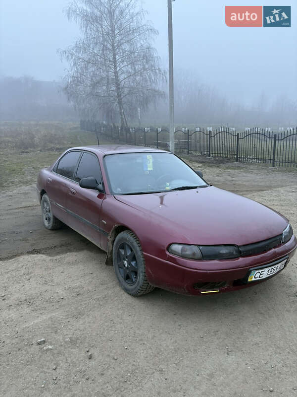 Седан Mazda 626 1994 в Сторожинце