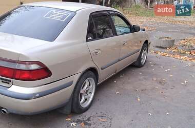 Седан Mazda 626 1998 в Киеве