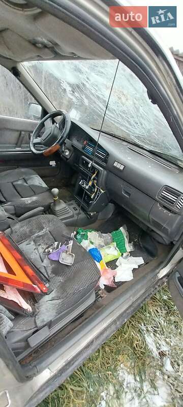 Хэтчбек Mazda 626 1988 в Хмельницком фото 2 Хэтчбек Mazda 626 1988 в Хмельницком