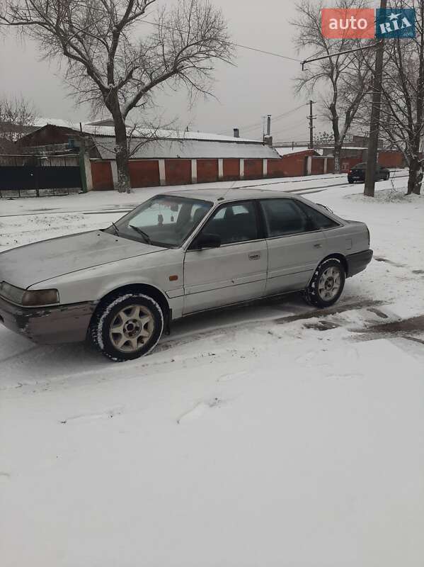 Хэтчбек Mazda 626 1989 в Одессе