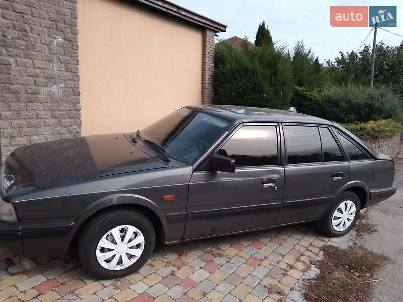 Хэтчбек Mazda 626 1987 в Никополе