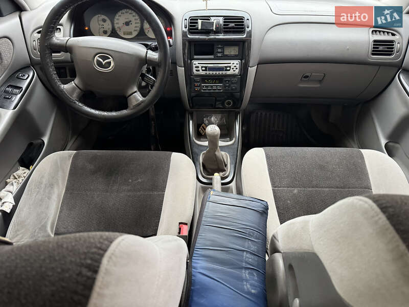 Седан Mazda 626 2001 в Яворове