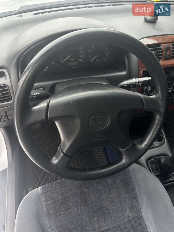 Хэтчбек Mazda 626 1997 в Ровно