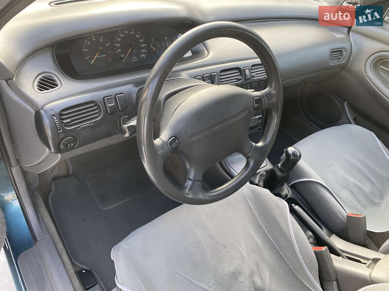 Хэтчбек Mazda 626 1995 в Турийске