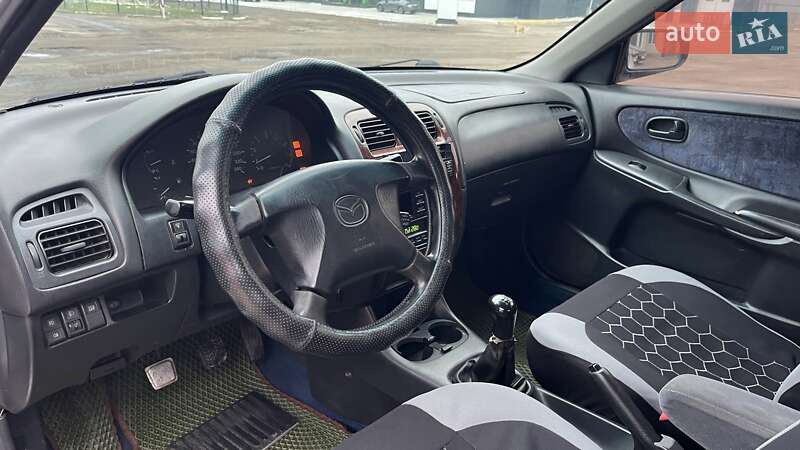 Хэтчбек Mazda 626 1998 в Николаеве фото 7 Хэтчбек Mazda 626 1998 в Николаеве