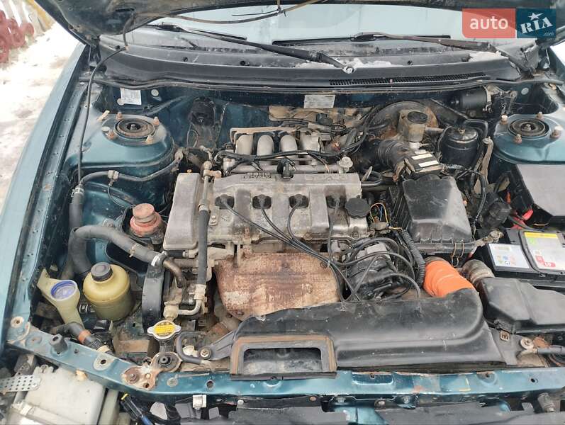 Седан Mazda 626 1992 в Калуші