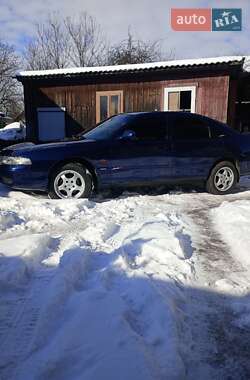 Хетчбек Mazda 626 1996 в Нововолинську