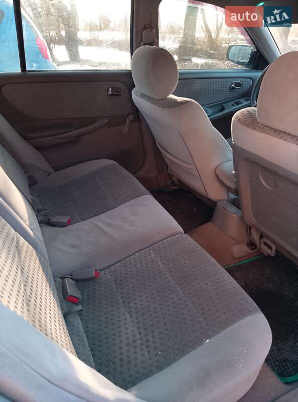 Хетчбек Mazda 626 2001 в Львові