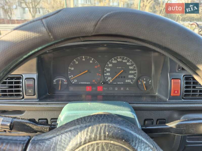 Купе Mazda 626 1990 в Херсоні