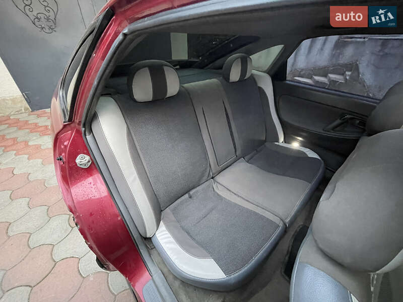 Хэтчбек Mazda 626 1993 в Овидиополе