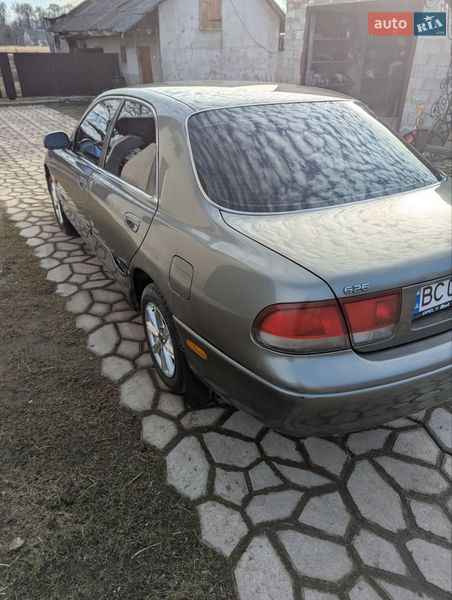 Седан Mazda 626 1996 в Яворові