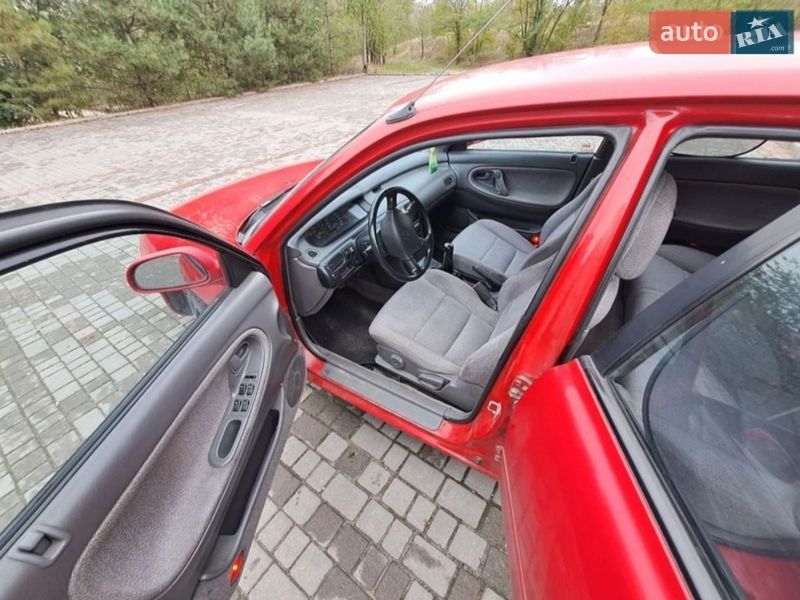 Седан Mazda 626 1992 в Запорожье