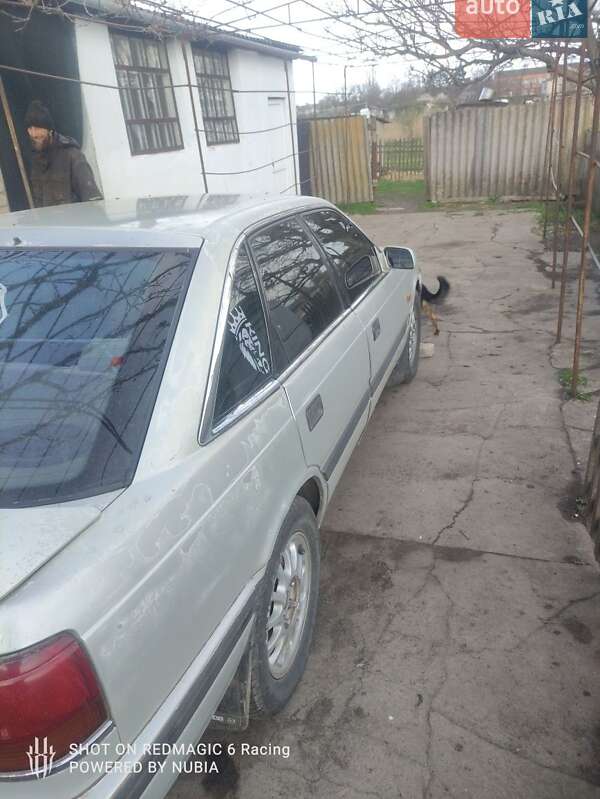 Хэтчбек Mazda 626 1989 в Вознесенске