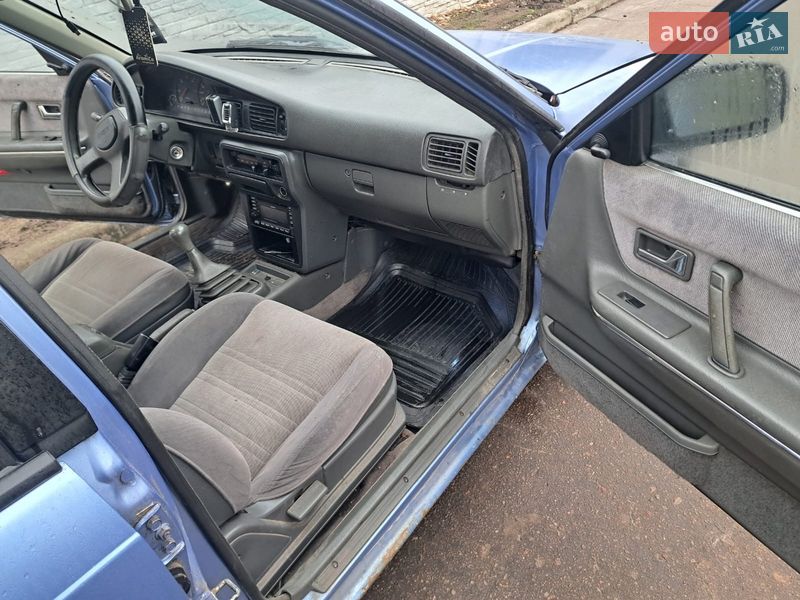 Хэтчбек Mazda 626 1991 в Чернигове