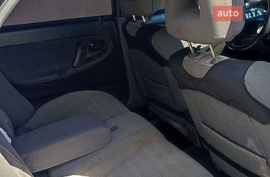 Седан Mazda 626 1995 в Шостці