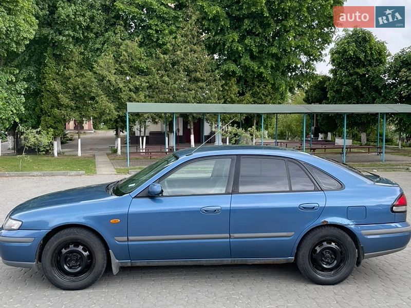Седан Mazda 626 1998 в Львові