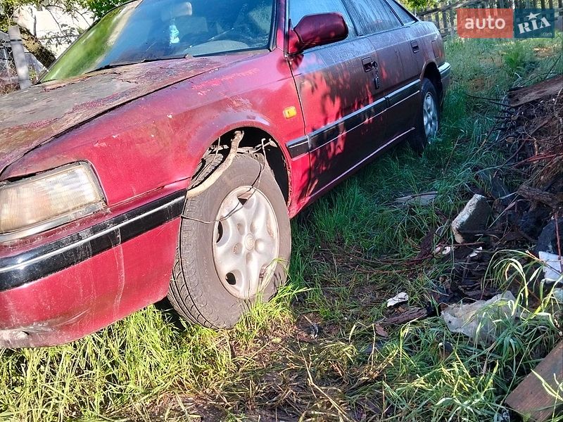 Универсал Mazda 626 1992 в Ивановке