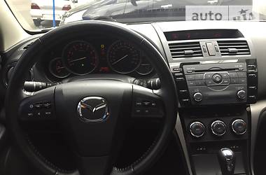 Седан Mazda 6 2011 в 