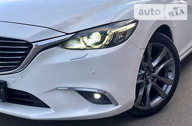 Седан Mazda 6 2016 в Киеве