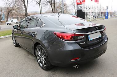 Седан Mazda 6 2015 в 