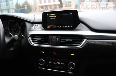 Седан Mazda 6 2015 в 