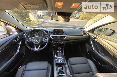 Седан Mazda 6 2017 в 