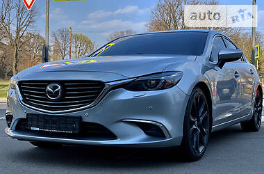 Седан Mazda 6 2015 в 