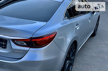 Седан Mazda 6 2015 в 