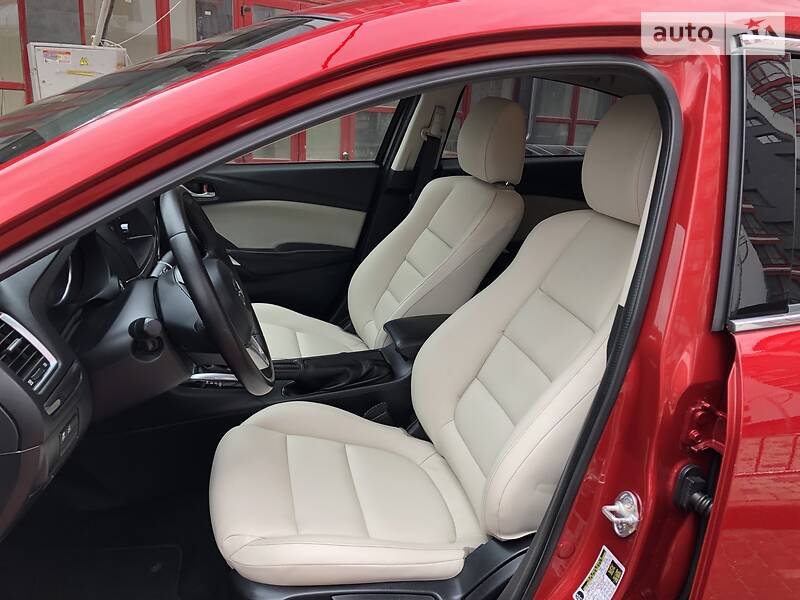Седан Mazda 6 2015 в Івано-Франківську