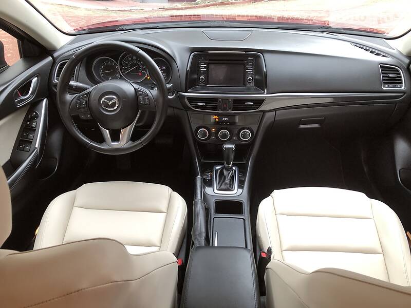 Седан Mazda 6 2015 в Івано-Франківську